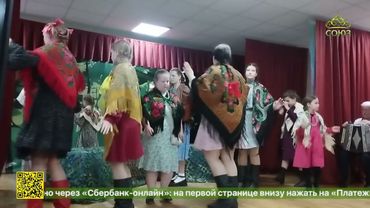 В Урюпинске прошел праздничный концерт семейного театра песни «К верному причалу»