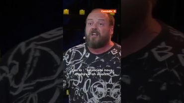 Alban Ivanov veut écouter du Jul à 3 heures du matin ! - Calvi Comedy Festival - Comédie +