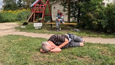 Полный дом гостей, Вязкие движения,мокрушные мысли, Синяя Шиза, застряла в детстве, злые гости'