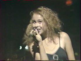 Барби - Примерь счастливое лицо (Красишь ты ресницы)