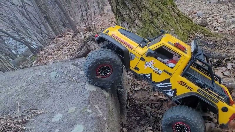 EMO- X & RD-06 mountain rock crawling