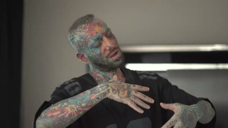 Amir Tataloo - Fun Clip With Mamnoo Music “ LIVE ” ( امیر تتلو - اجرا زنده و رقص با آهنگ ممنوع )