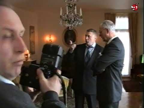 «Ничего плохого не будет! Демократия!». Жириновский наносит визит послу Швеции в России. 90-е годы.