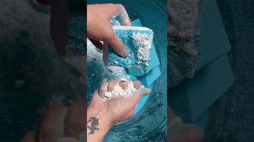 Fine Sifted Blue Powder on Freshies