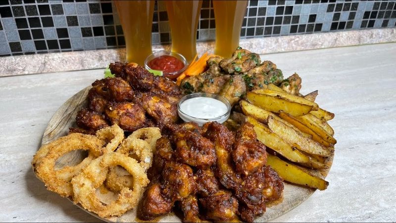 Non hai mangiato ali più gustose. ASMR