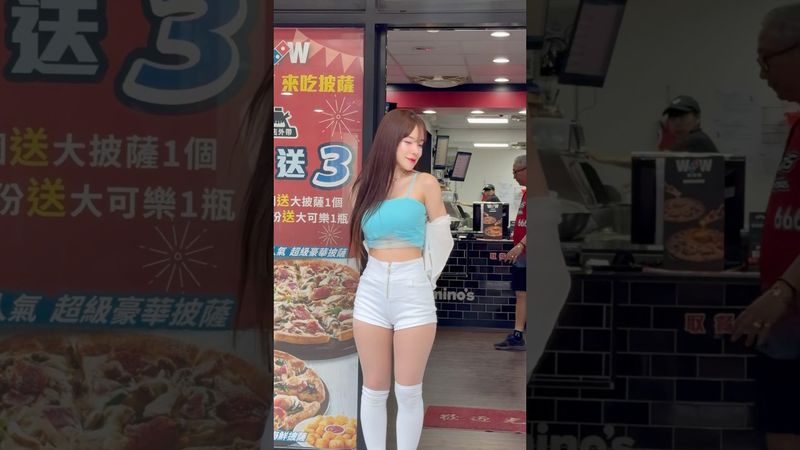 多慧突然脫下罩衫一陣歡呼！！！ @lee_dahye #李多慧 #이다혜 #啦啦隊 #cheerleader #棒球 #baseball #台湾野球チア #台湾野球 #치어리더 #shorts