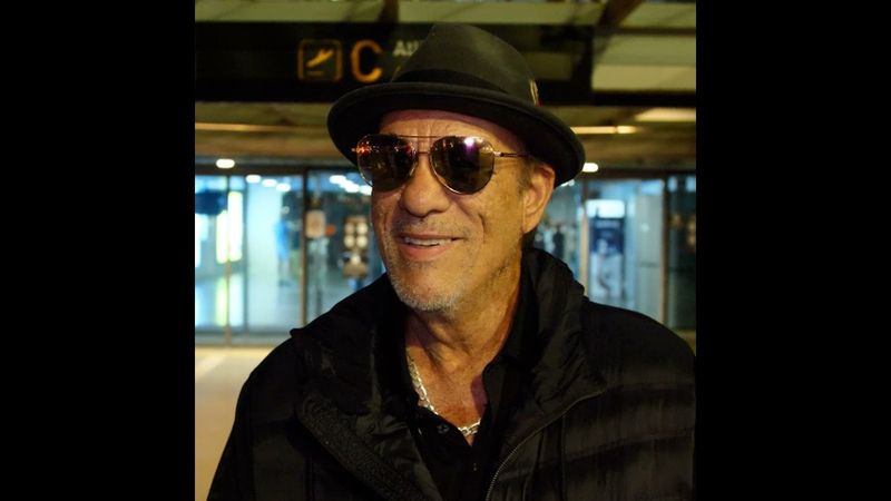 Intervija ar ASV aktieri un dziedātāju Robertu Davi (orģinālvalodā)