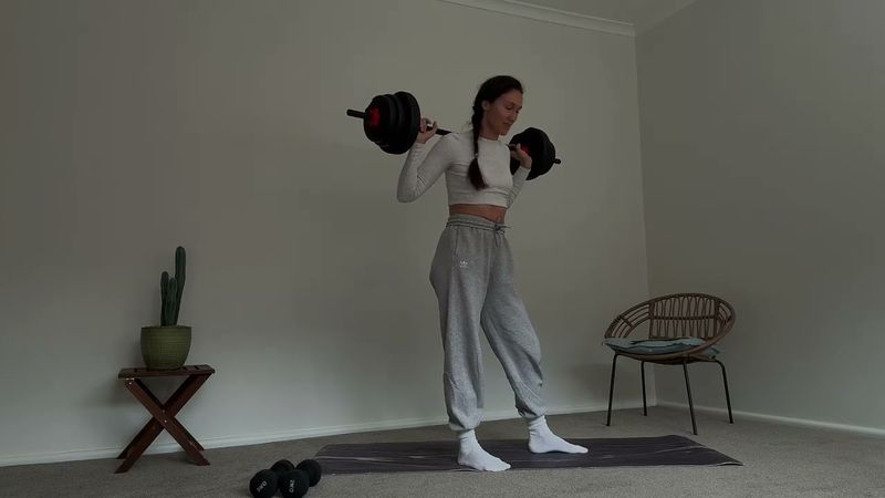 базовая тренировка с гантелями