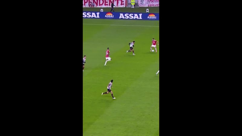 Pedro faz o segundo gol do Flamengo!