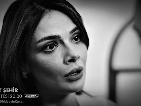 ну какой момент 🥹 #uzaksehir #cihanalbora #alyaalbora #cihal#sinemuns...