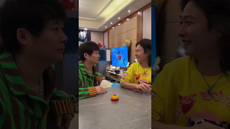 Китайцы решили сыграть на пощечины 😂