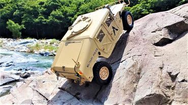 Humvee(Hummer) RC Car HG P408 Military Rock Climbing Test 2