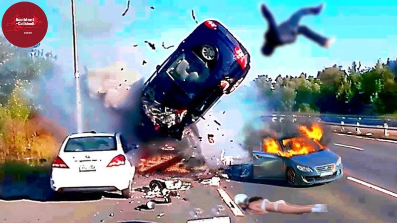 145 Schockierende Autounfälle von Idioten am Steuer, die Sekunden vor der Katastrophe gefilmt wurden