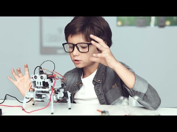 «Поколение М» х ГИТИС. Развитие фантазии и воображения