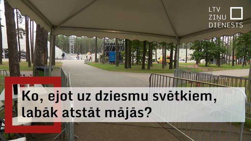Ko nevar ienests dziesmu un deju svētku koncertos?