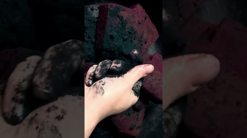 Black Fresh Dyed Chalk