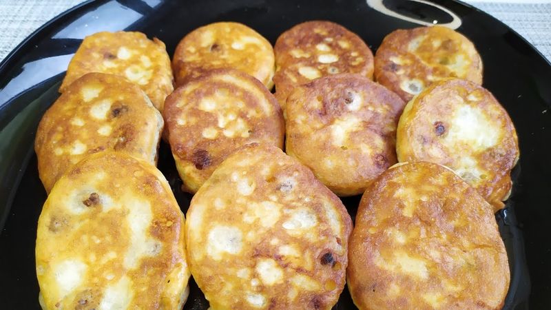 Сладкие Оладьи на Кефире с Изюмом.