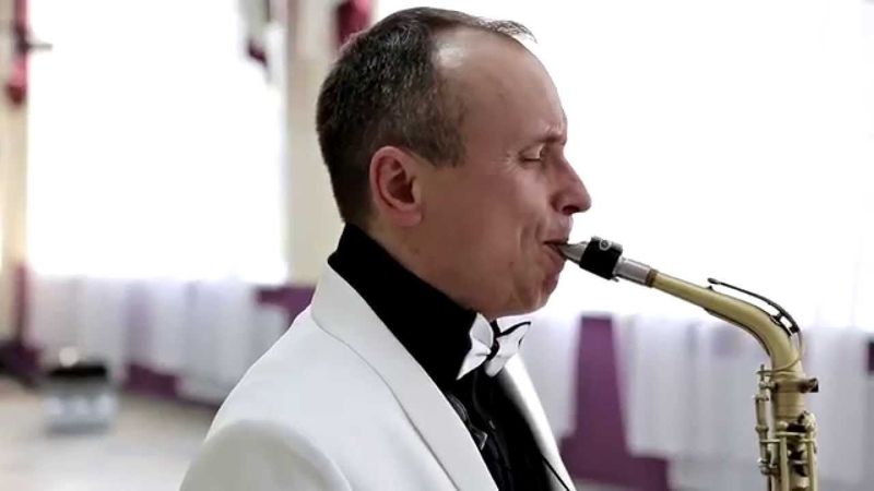 Саксофон & трубач в Саранске/ Вечная любовь/Ш.Азнавур(кавер)/Une vie d'amour - Charles Aznavour