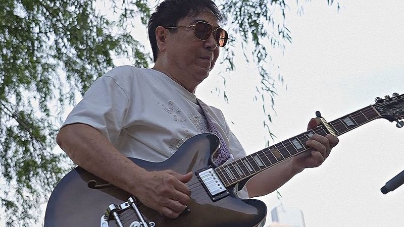 Музыка против старения: как игра на инструментах помогает сохранить мозг