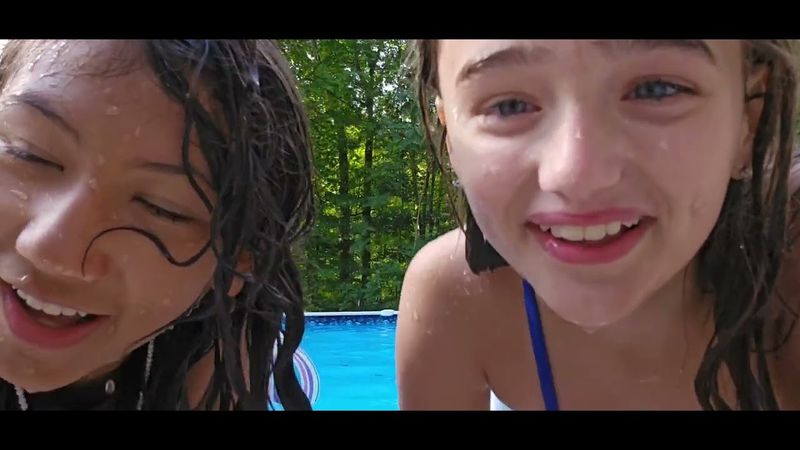 Pool vlog w my freind #pool #poolparty #summer #fypシ゚viral