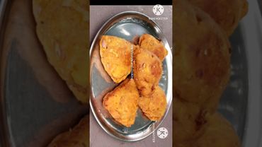 10 நிமிடத்தில் மூனே பொருளில் பேக்கிரியிலும் கிடைக்காது/gothumai maavu recipe in tamil/potato snacks