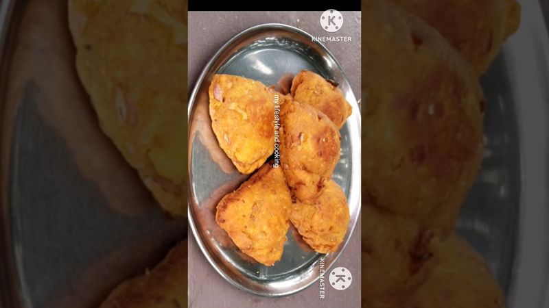10 நிமிடத்தில் மூனே பொருளில் பேக்கிரியிலும் கிடைக்காது/gothumai maavu recipe in tamil/potato snacks
