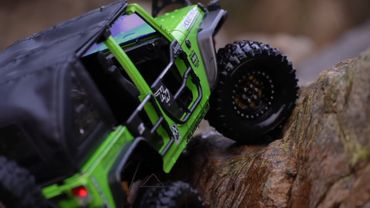 This is an AWESOME D1RC Jeep Wrangler from Valley Adventure!