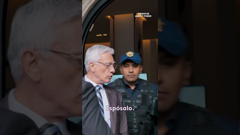 Roberto y su equipo detienen a Enrique y Germán #JuegosdeAmoryPoder #Uninovelas