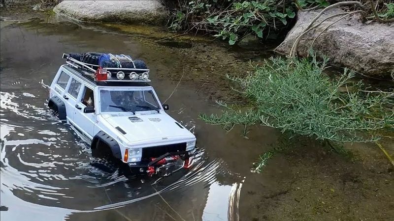 RC카 풀메탈 지프 체로키Xtra Speed SCX10 Jeep Cherokee Rock Crawler