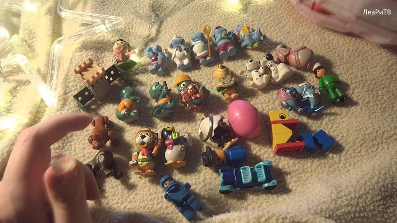 ASMR Kinders from the 90s🧸🐧🐕Collection of kinder surprises from childhood🎧Sticky whisper Blue Yeti