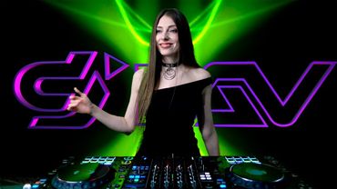 DJ LAV | EPISODE 18| [Melodic Techno/Indie Dance DJ Mix]