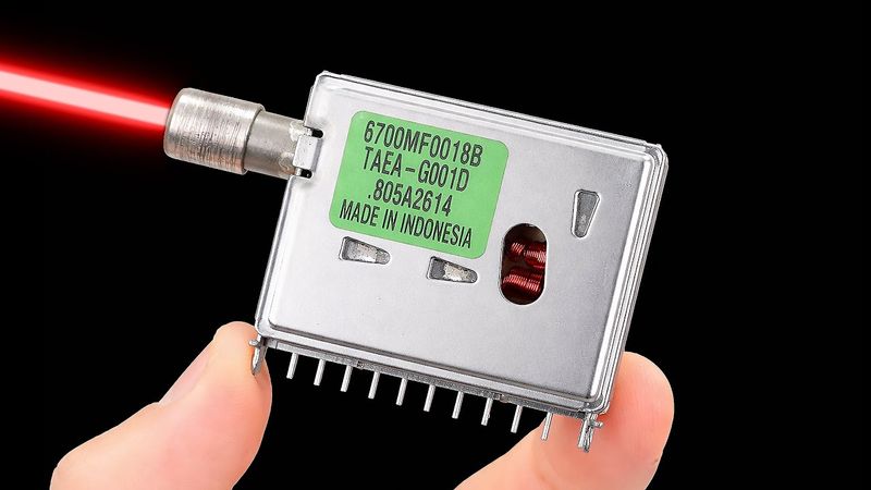 Hidden Inside Old TV Is An AMAZING Component That You Should Never Throw Away!