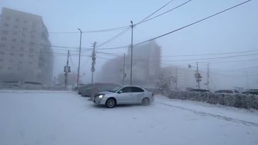 (4K) 9 декабря 2025 г.42 -45 мороза. Якутск. Ул Курашова - Лермонтова