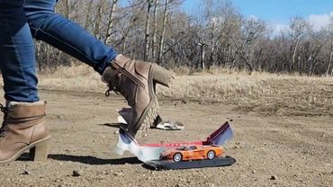 Roxanne crushes model car. Full video on premium #crushexperiment #asmrcrush #oddlysatisfying