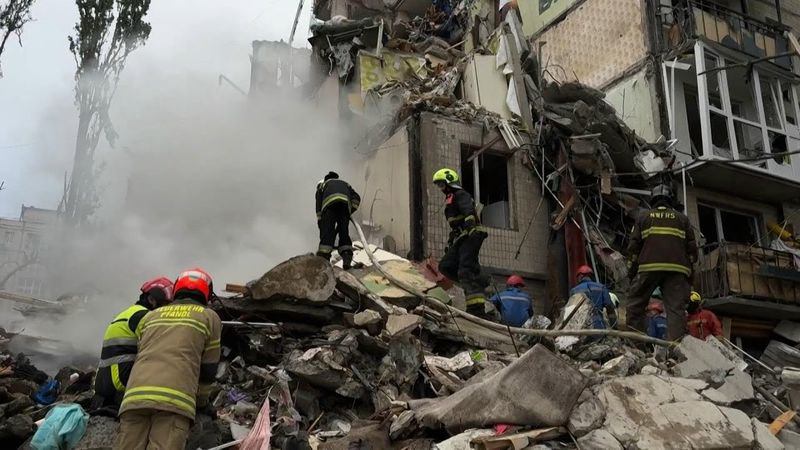 Search and rescue underway after deadly Russian strikes hit Kyiv hospital, school | AFP