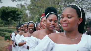 KWITURIRA MU RUKUNDO - GROUPE DES JEUNES CHRISTUS REGNAT (Official Video)