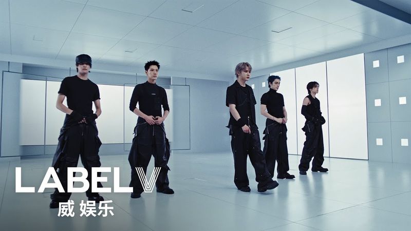 WayV 威神V '白色定格 (Eternal White)' MV