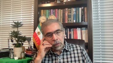 بازی های دو گانه ترامپ و  رویا فروشان ایرانی