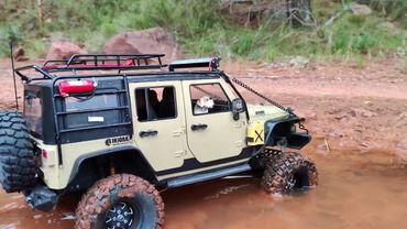 RC CRAWLER JEEP WRANGLER, 1/10 SCALE  EX86110  OFF-ROAD 4X4