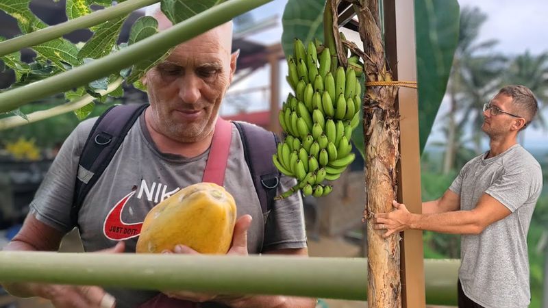 Бросили стройку | Готовимся к приезду гостей | Отец и сын не строят домик в деревне