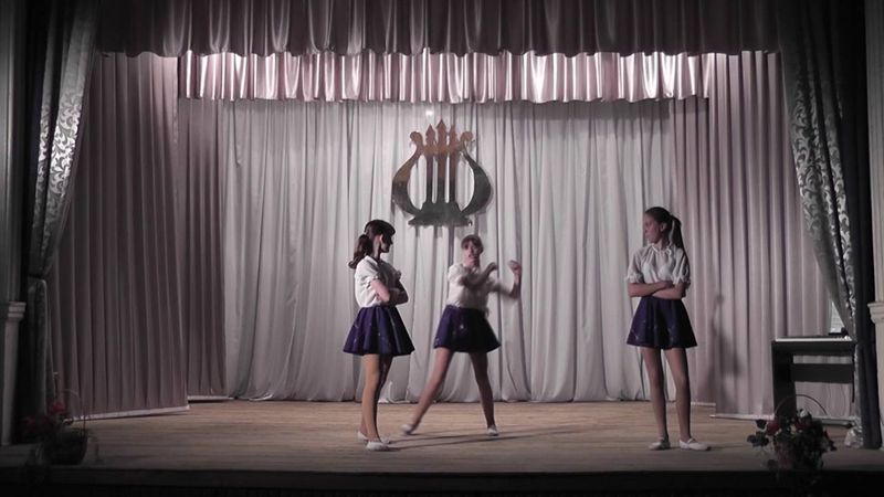 "Три подружки" исп. ансамбль "Фантазия"