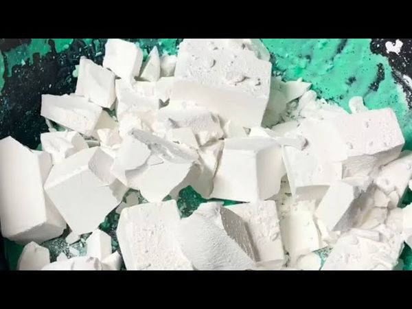 Green Paste on Fresh Chalk Chunk Pieces