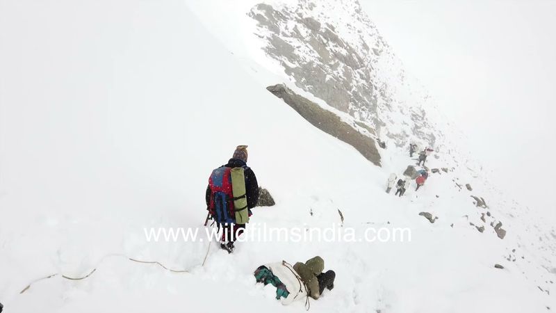Plodding in near white out conditions, no visibility near Kalindi Khal between Gangotri & Badrinath