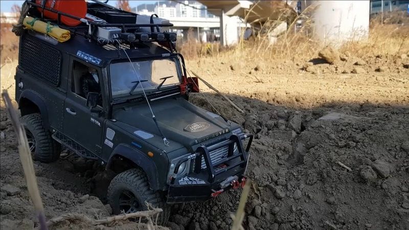 RC4WD Land Rover Defender D90 Off-Road Trail Two