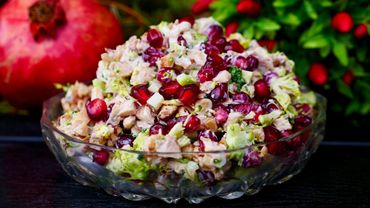 Very Simple and Incredibly Delicious Salad with Pomegranate