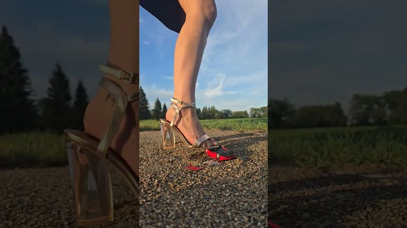 High heel corvette crush part 1 #crushexperiment #modelcarcrush #highheels #asmrcrush #asmrcrunch