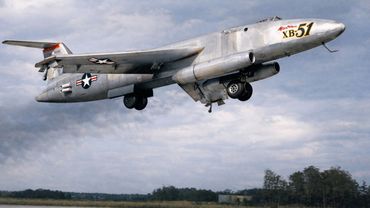 Самолёт с тремя двигателями, который мог изменить войну, но погиб на съёмках фильма | Martin XB-51
