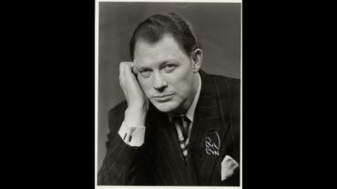 Harry Martinson - Poder terrenal