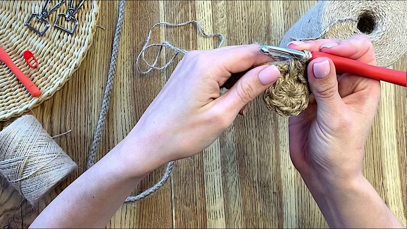 Начало обвязывания каната (шнура) - первый ряд