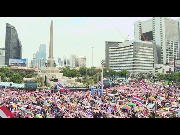 Thousands protest calling for Thai PM's resignation | AFP